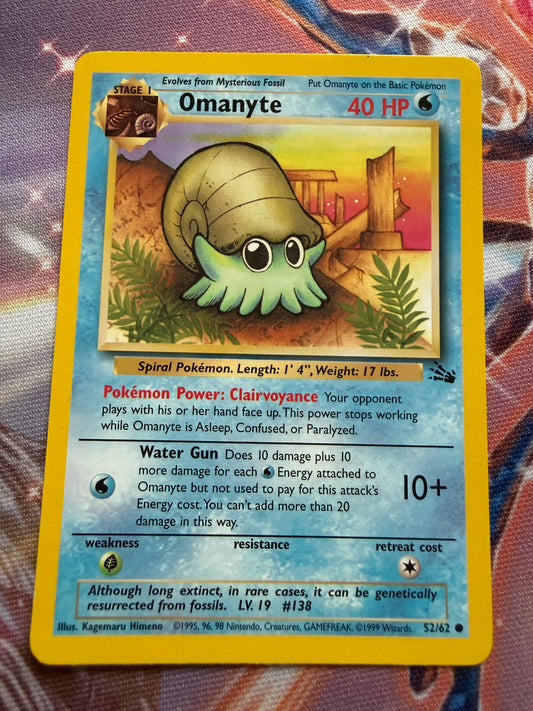 Omanyte #52 | Pokemon | Fossil